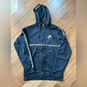 size small black nike zip up hoodie